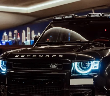 Land Rover Defender photo 4