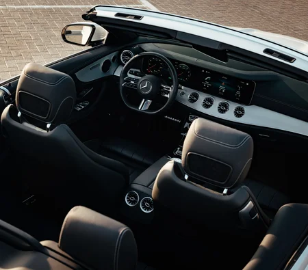 Mercedes Benz E200 Convertible photo 3